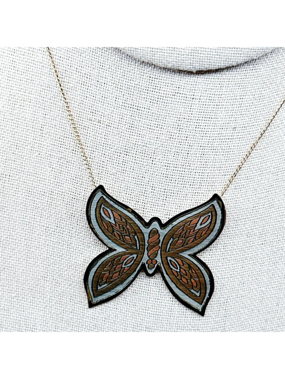 5292mc. Butterfly Tricolor Necklace Butterfly Dainty